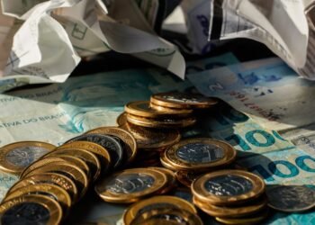 Consumo das famílias impulsiona economia brasileira com alta de 0,7% em maio