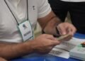 TRE-BA convoca cerca de 140 mil mesários para atuar nas Eleições Gerais de 2026 2 mesário TRE-BA