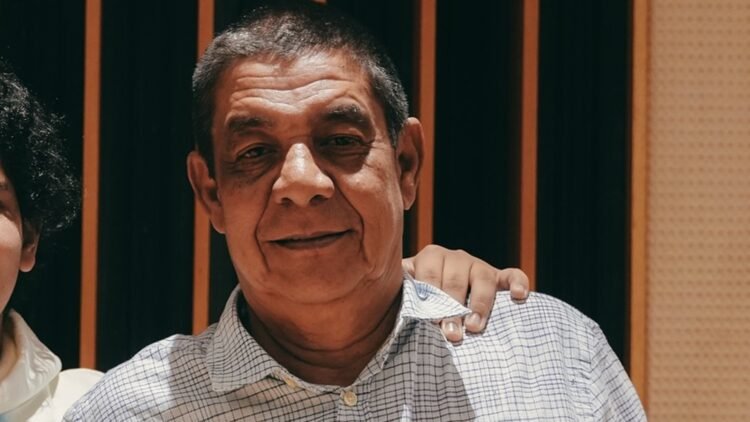 Noah, neto de Zeca Pagodinho, trilha carreira musical aos 16 anos