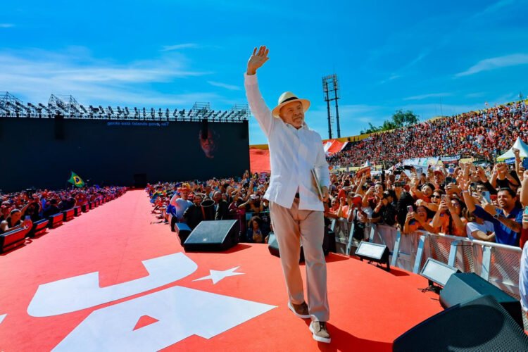 Lula lança campanha à reeleição no ABC Paulista, defende Ministério da Segurança e exalta soberania nacional 1 Presidente da República, Luiz Inácio Lula da Silva, durante o lançamento oficial de sua campanha no Estádio da Vila Euclides, em São Bernardo do Campo (SP).