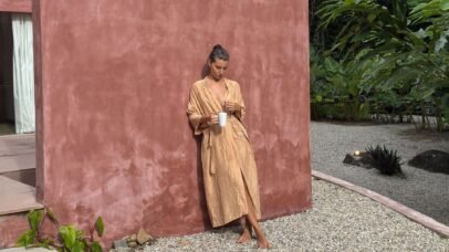Alanis Guillen utiliza talento artístico em ação beneficente para o Retiro dos Artistas 1 Alanis Guillen utiliza talento artístico em ação beneficente para o Retiro dos Artistas