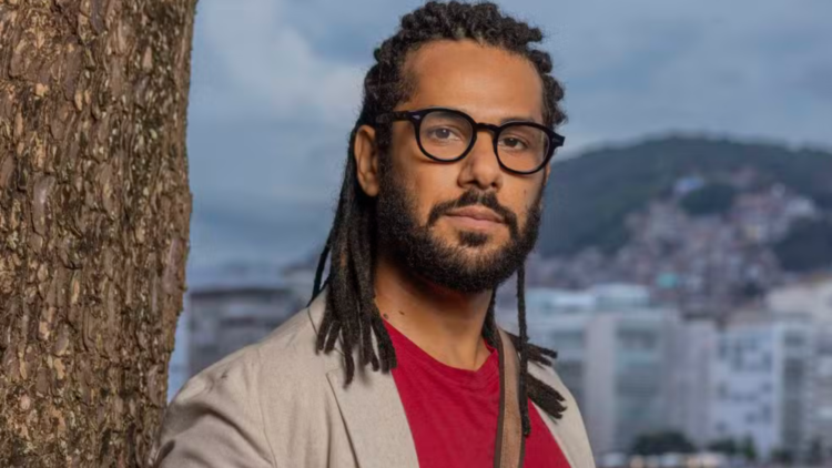 Amaury Lorenzo encontra conexão pessoal com personagem Lucas em por Você 1 Amaury Lorenzo encontra conexão pessoal com personagem Lucas em por Você