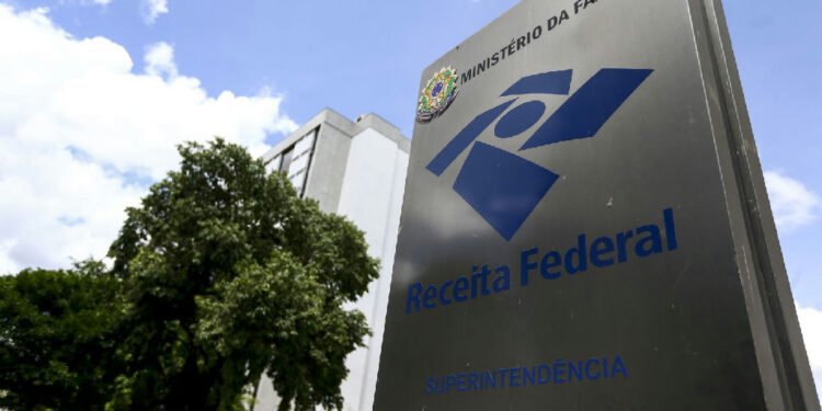 Arrecadação federal atinge R$ 289,3 bilhões e estabelece novo recorde em julho 1 Arrecadação federal atinge R$ 289,3 bilhões e estabelece novo recorde em julho