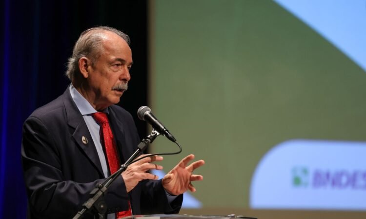 BNDES atinge lucro histórico de R$ 9,2 bilhões com alta no crédito no primeiro semestre de 2026 1 BNDES atinge lucro histórico de R$ 9,2 bilhões com alta no crédito no primeiro semestre de 2026