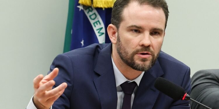 Dario Durigan nega inércia do governo federal diante da crise no BRB 1 Dario Durigan nega inércia do governo federal diante da crise no BRB