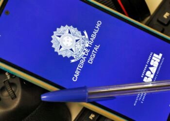 Desemprego recua no Brasil e 11 estados operam abaixo da média nacional
