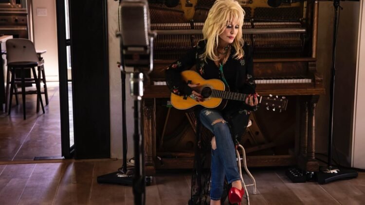 Dolly Parton mantém capela particular em refúgio privado no Tennessee