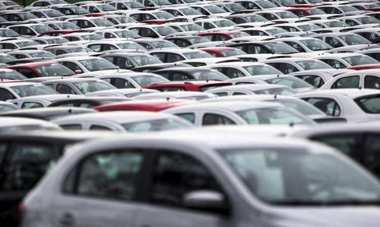 Emplacamentos de veículos crescem 10% em julho e consolidam alta no setor 1 Emplacamentos de veículos crescem 10% em julho e consolidam alta no setor