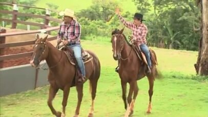 Fazenda de Rionegro e Solimões revela o lado rural da dupla sertaneja 1 Fazenda de Rionegro e Solimões revela o lado rural da dupla sertaneja