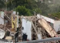 Explosão de botijão de gás destrói casas e deixa três feridos em Santo Antônio de Jesus 3 casa destruida após botijão de gás explodir
