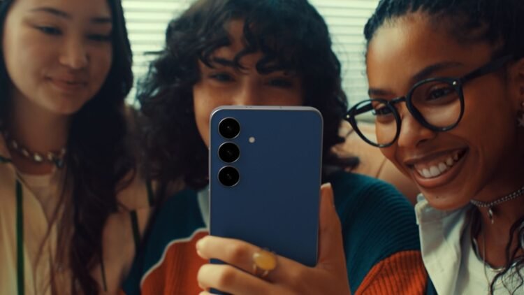 Galaxy S26 FE tem design e recurso magnético revelados em vazamento de capas