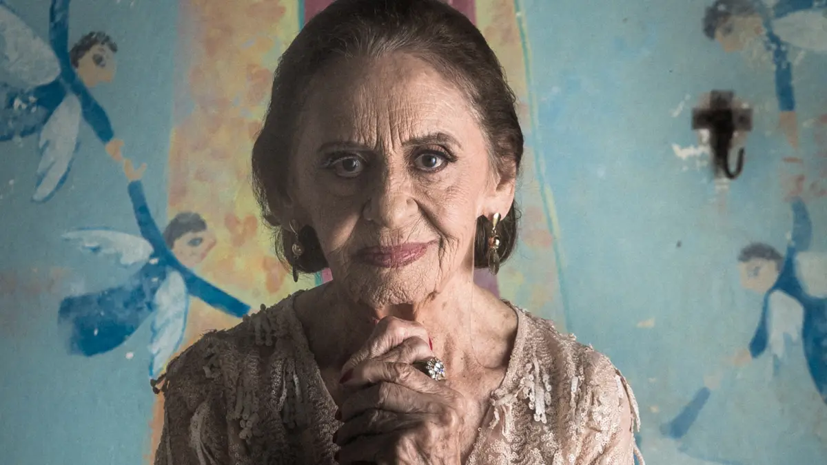 Globo altera programação para homenagear Laura Cardoso após falecimento