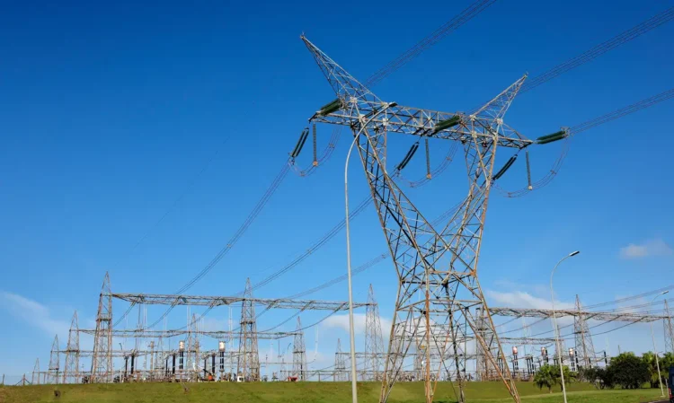 Mercado livre de energia: decreto presidencial permite escolha de fornecedores a partir de 2027