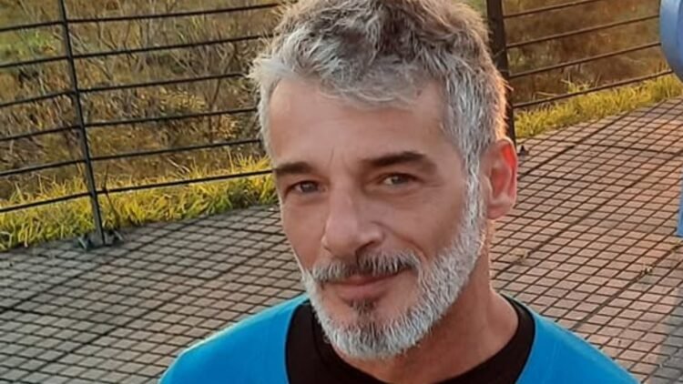Morre aos 60 anos Carlos José Cesare, o icônico Pablo do Programa Silvio Santos