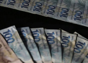 Orçamento de 2027 destina R$ 44,8 bilhões para emendas parlamentares