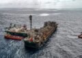 Petroleiros propõem maior controle estatal na Petrobras e revisão de dividendos
