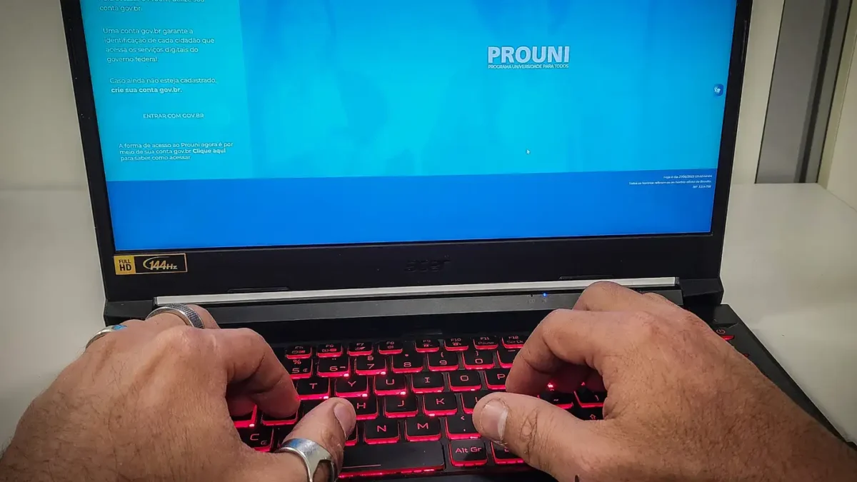 Prouni abre prazo final para adesão à lista de espera do processo seletivo