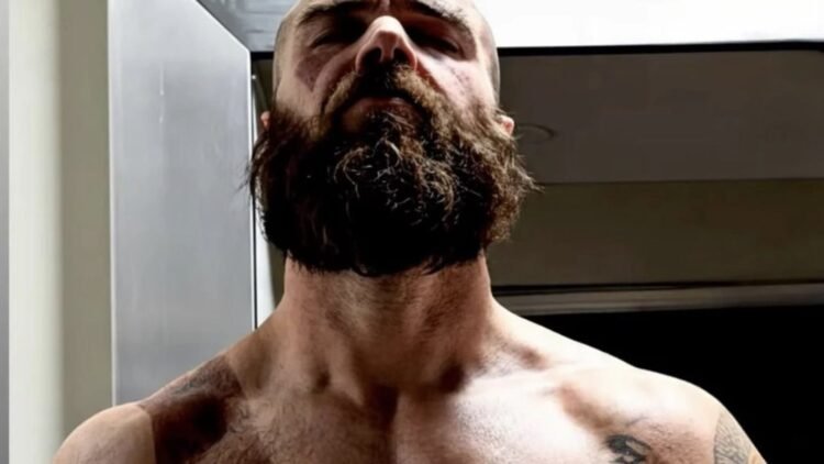 Ryan Hurst revela visual inédito como Kratos em série de God of War antes de deixar produção 1 Ryan Hurst revela visual inédito como Kratos em série de God of War antes de deixar produção