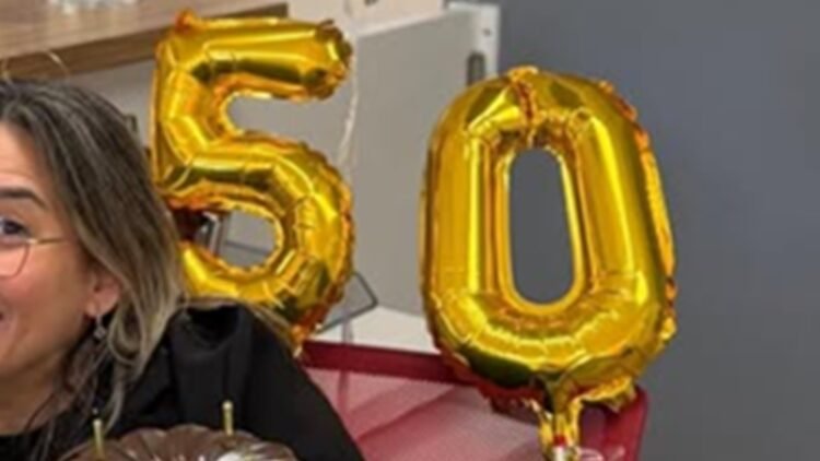 Simone Gutierrez celebra 50 anos com nova vida e carreira nos Estados Unidos 1 Simone Gutierrez celebra 50 anos com nova vida e carreira nos Estados Unidos