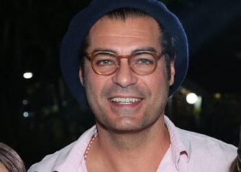 Thiago Lacerda exibe crescimento dos filhos em aparição pública rara