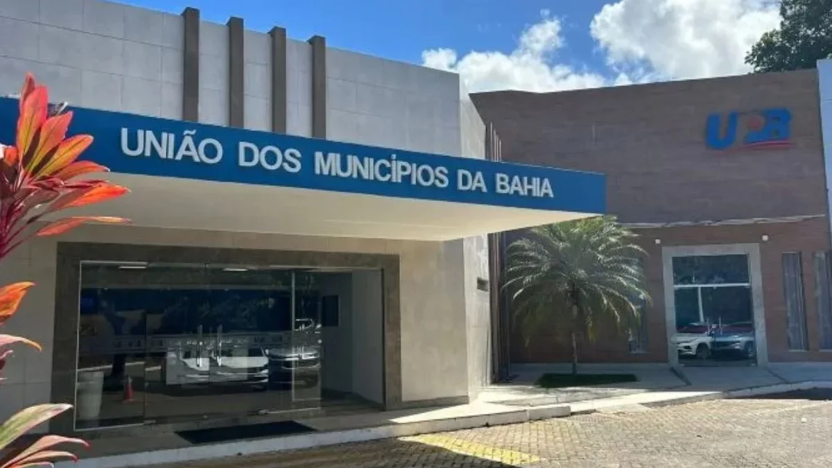 Fachada da sede da União dos Prefeitos da Bahia - UPB, em Salvador