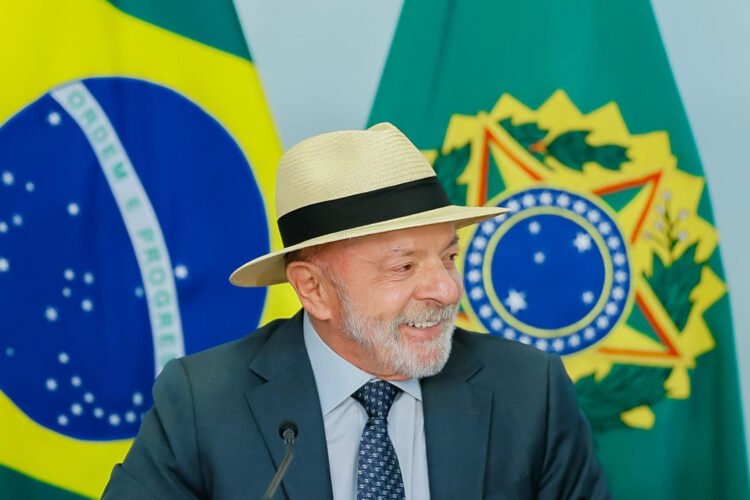 O presidente da República, Luiz Inácio Lula da Silva, durante reunião do Contrata+Brasil, no Palácio do Planalto, Brasília - DF.