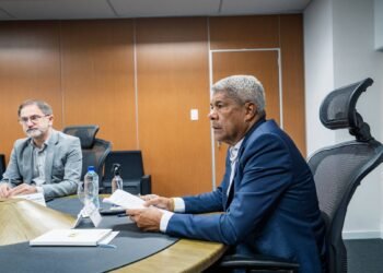 governador da Bahia, Jerônimo Rodrigues em reunião de segurança pública