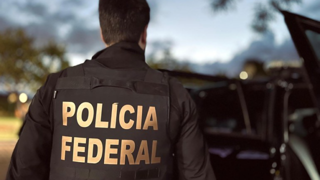 policial federal na rua