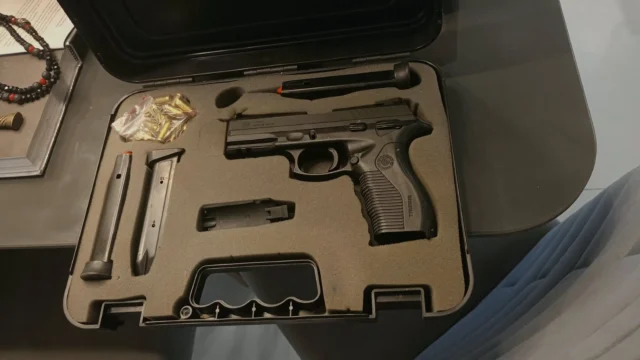 arma apreendida durante operação