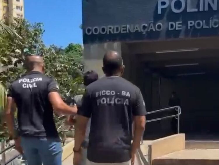 homem com 3 mandados de prisão é preso em Salvador
