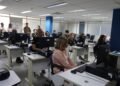 sala grande com agentes da Polícia Civil da Bahia trabalhando