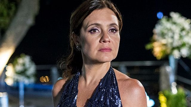 Adriana Esteves e a decisão de manter o anonimato digital longe das redes sociais