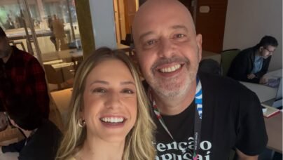 Alex Escobar celebra retorno gradual à redação do Globo Esporte