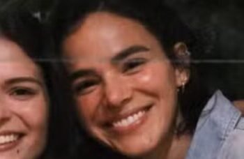 Bruna Marquezine celebra aniversário da irmã