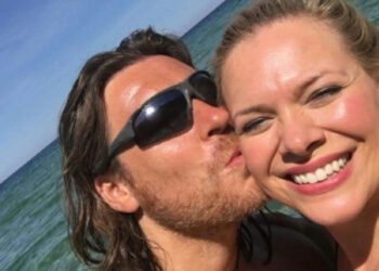 Cantora Amanda Somerville é diagnosticada com tumor cerebral agressivo