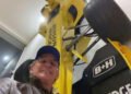 Carro de F1 na parede decora mansão de R$ 7,5 milhões de Otávio Mesquita após superar enchentes 3 Carro de F1 na parede decora mansão de R$ 7,5 milhões de Otávio Mesquita após superar enchentes