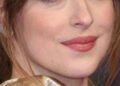 Dakota Johnson desabafa sobre maternidade aos 36 anos: 'Espero ter a sorte' 3 Dakota Johnson desabafa sobre maternidade aos 36 anos: 'Espero ter a sorte'