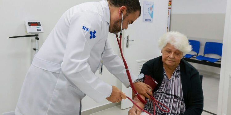 Enamed: exame que avalia formação médica é aplicado neste domingo