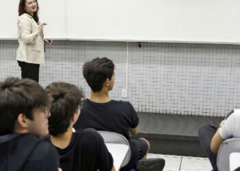 Enem 2026: Inep libera cartilha oficial com diretrizes para a redação