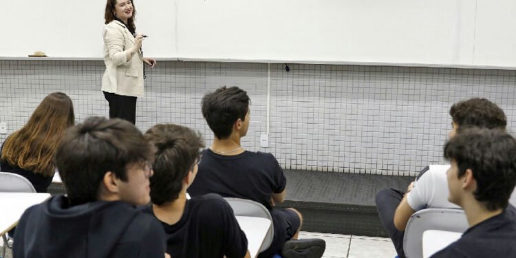 Enem 2026: Inep libera cartilha oficial com diretrizes para a redação