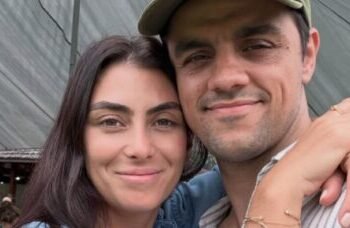 Felipe Simas e Mariana Uhlmann celebram período de férias em família