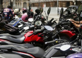 Governo oficializa programa de crédito facilitado para motoristas e entregadores de app