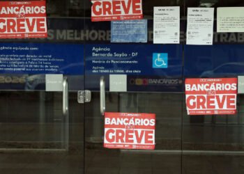 Greve nacional na Caixa continua após categoria rejeitar proposta final da direção