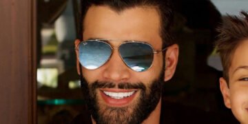 Gusttavo Lima surpreende fãs com novo visual sem barba