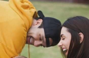 Luan Santana e Jade Magalhães encantam seguidores com registros inéditos da filha
