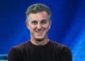 Luciano Huck completa 55 anos e relembra trajetória antes da fama na televisão