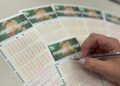 Mega-sena acumula em R$ 95 milhões e premia apostas no Paraná
