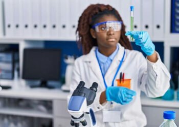 Prêmio Mulheres e Ciência encerra inscrições nesta quinta-feira