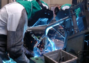 Produção industrial brasileira reage em julho e encerra ciclo de quedas