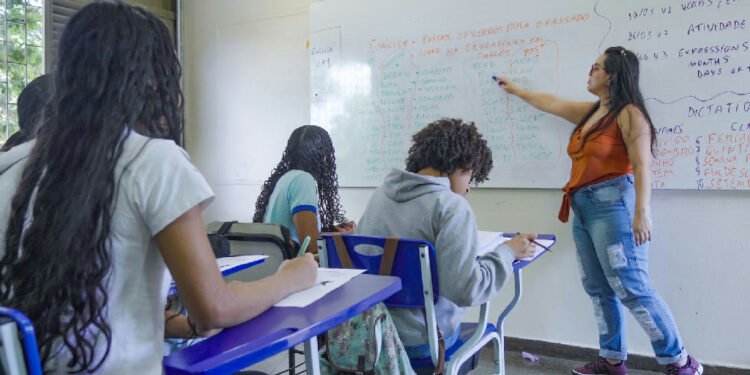 Prova Nacional Docente já selecionou mais de 10 mil professores no país